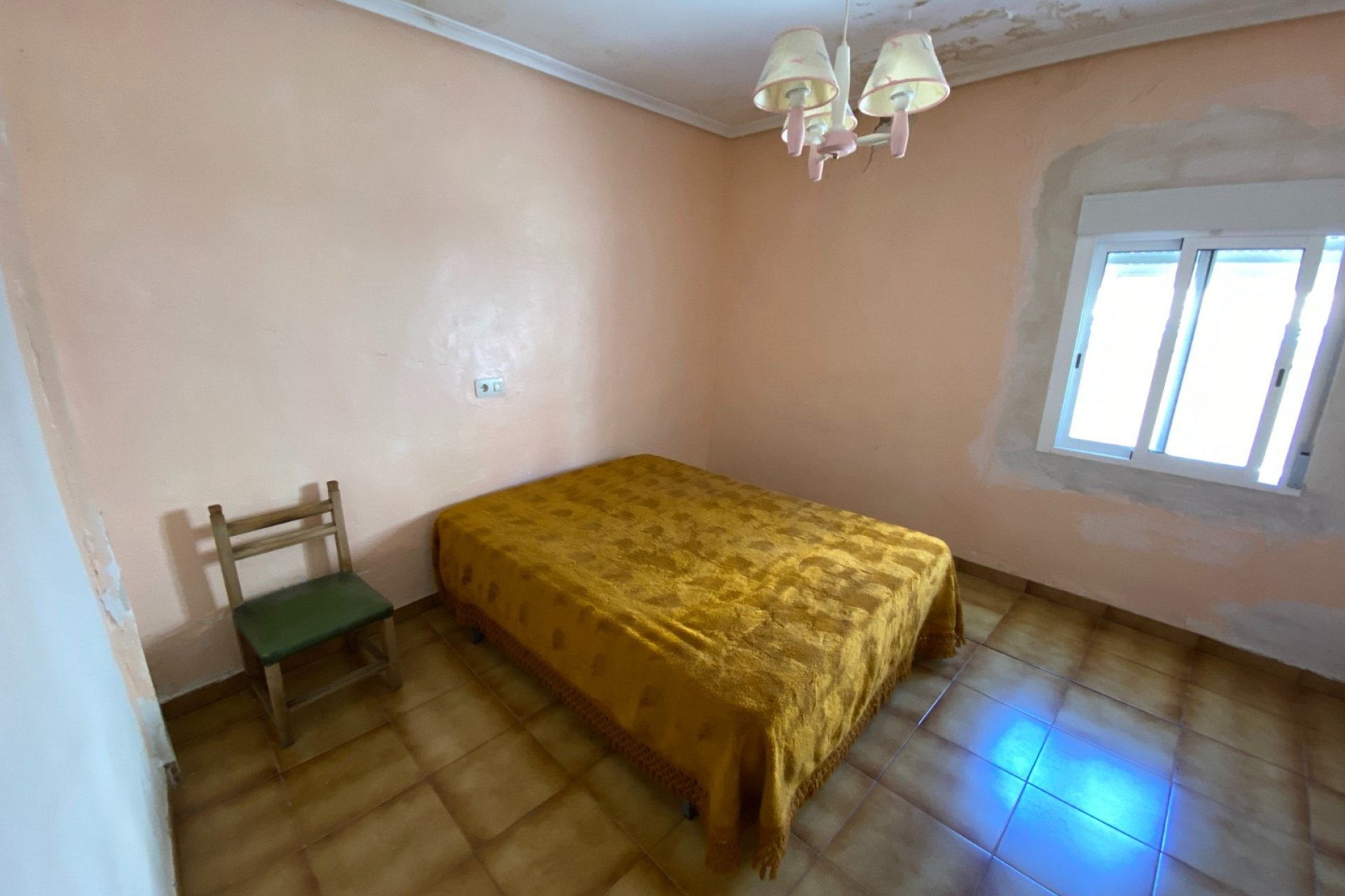 Resale - Townhouse / Duplex / Corner - Sax