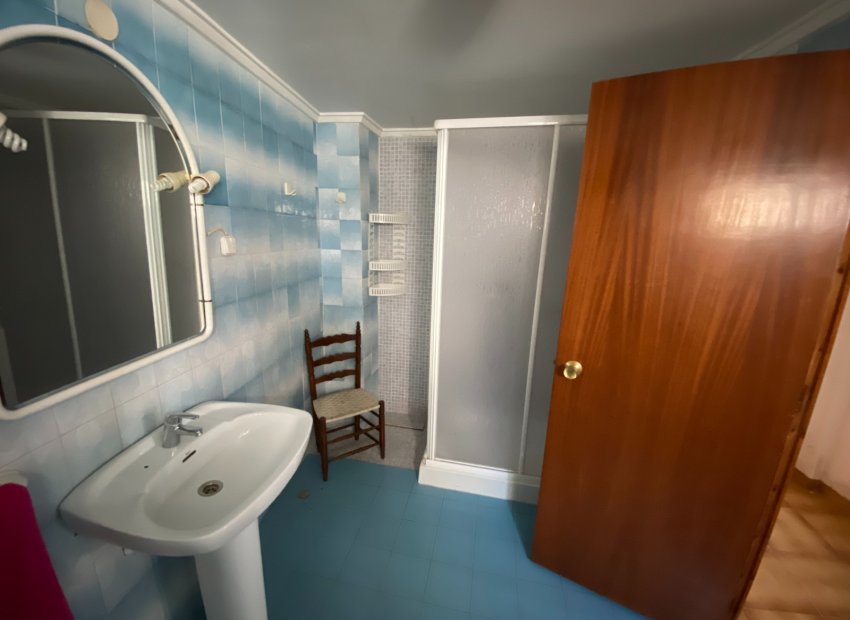 Resale - Townhouse / Duplex / Corner - Sax