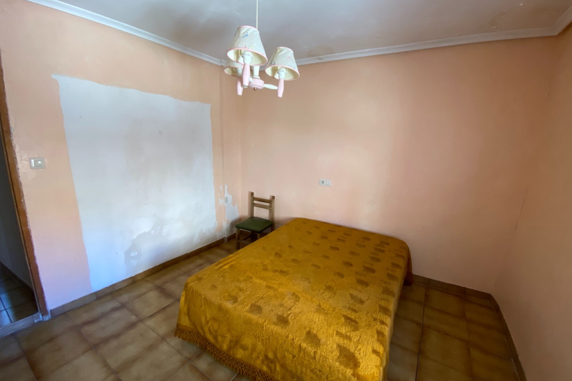 Resale - Townhouse / Duplex / Corner - Sax