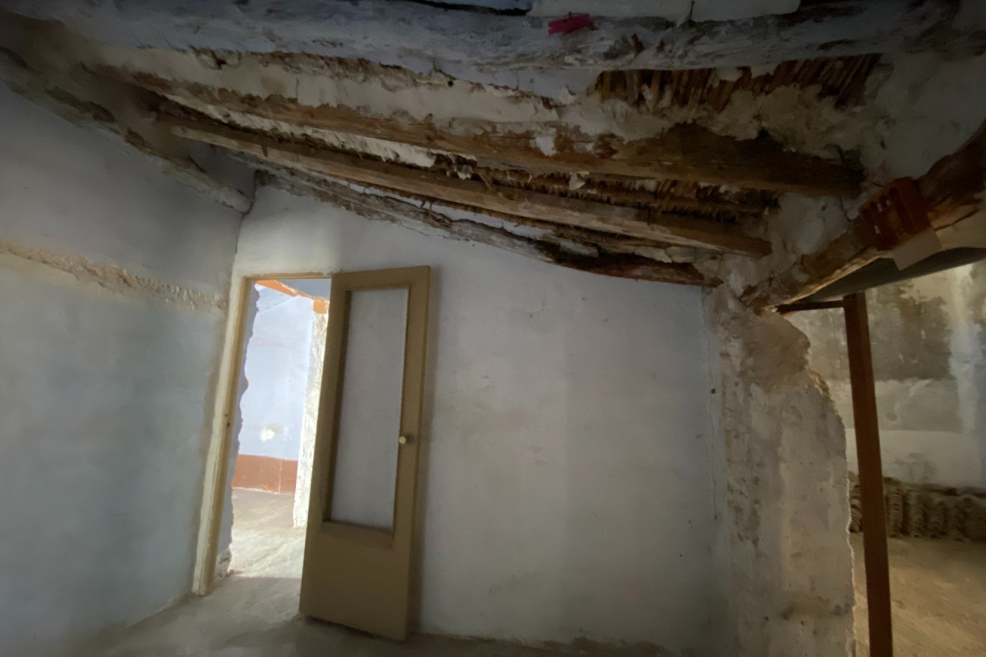 Resale - Townhouse / Duplex / Corner - Sax