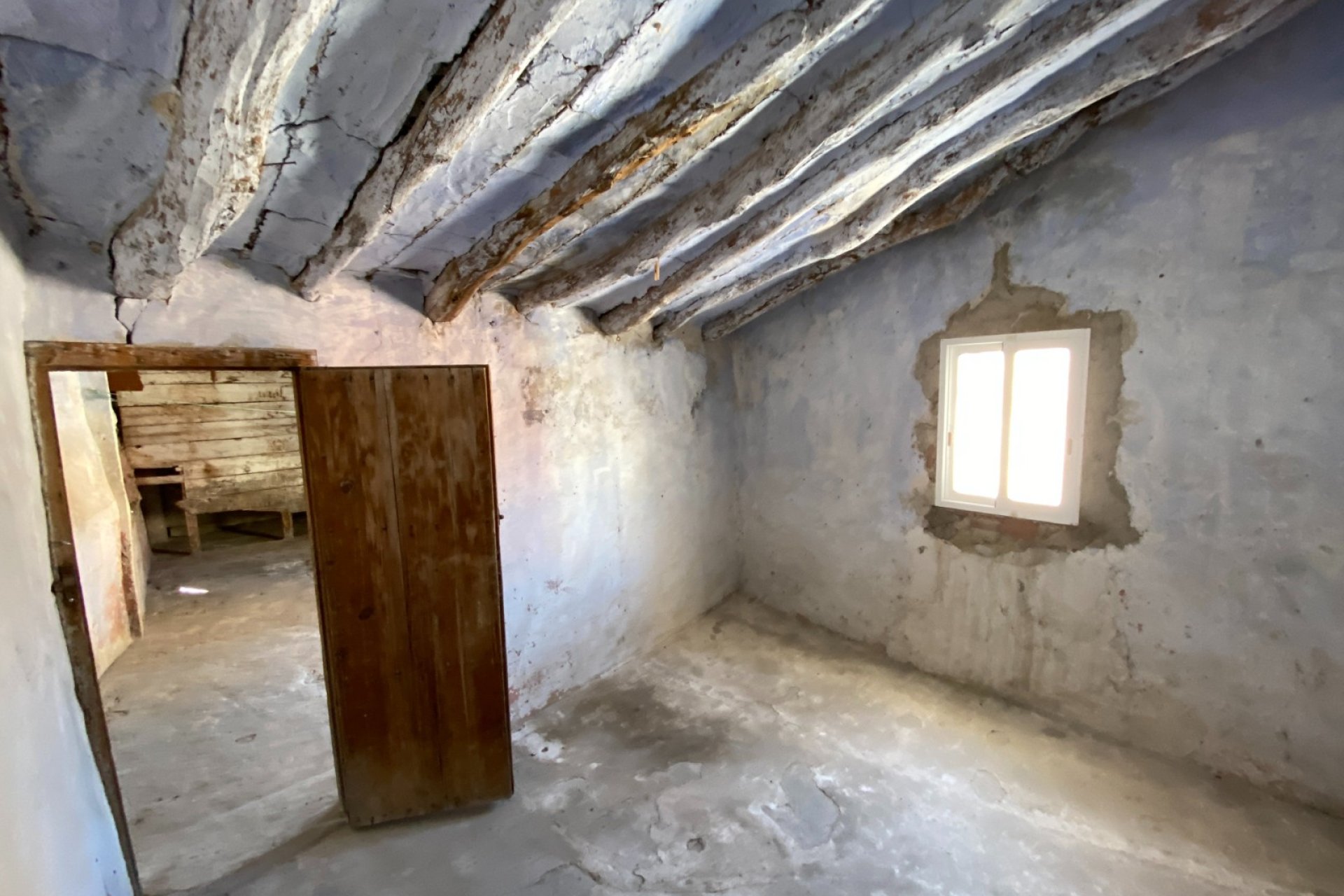 Resale - Townhouse / Duplex / Corner - Sax