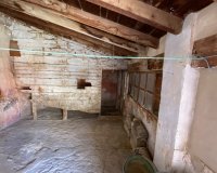 Resale - Townhouse / Duplex / Corner - Sax