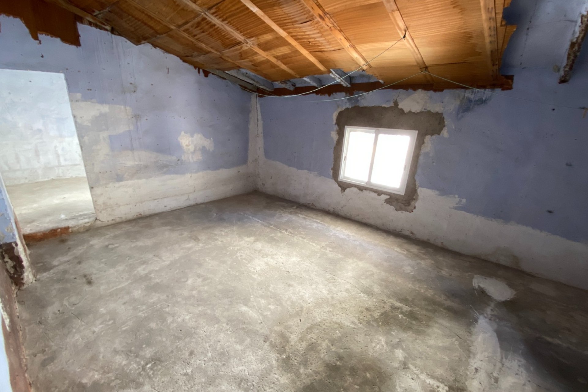 Resale - Townhouse / Duplex / Corner - Sax