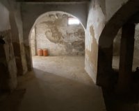 Resale - Townhouse / Duplex / Corner - Sax