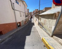 Resale - Townhouse / Duplex / Corner - Sax