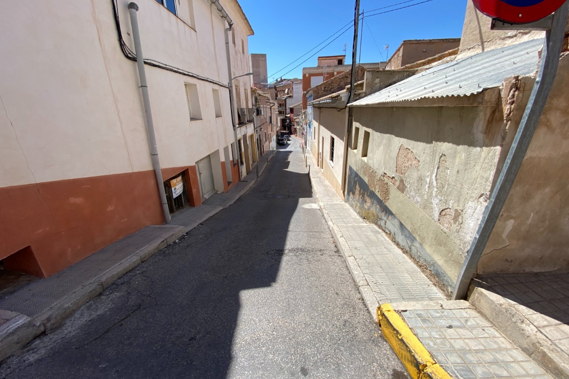 Resale - Townhouse / Duplex / Corner - Sax