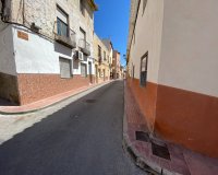 Resale - Townhouse / Duplex / Corner - Sax