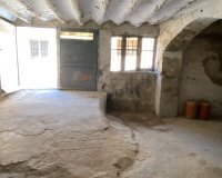 Resale - Townhouse / Duplex / Corner - Sax