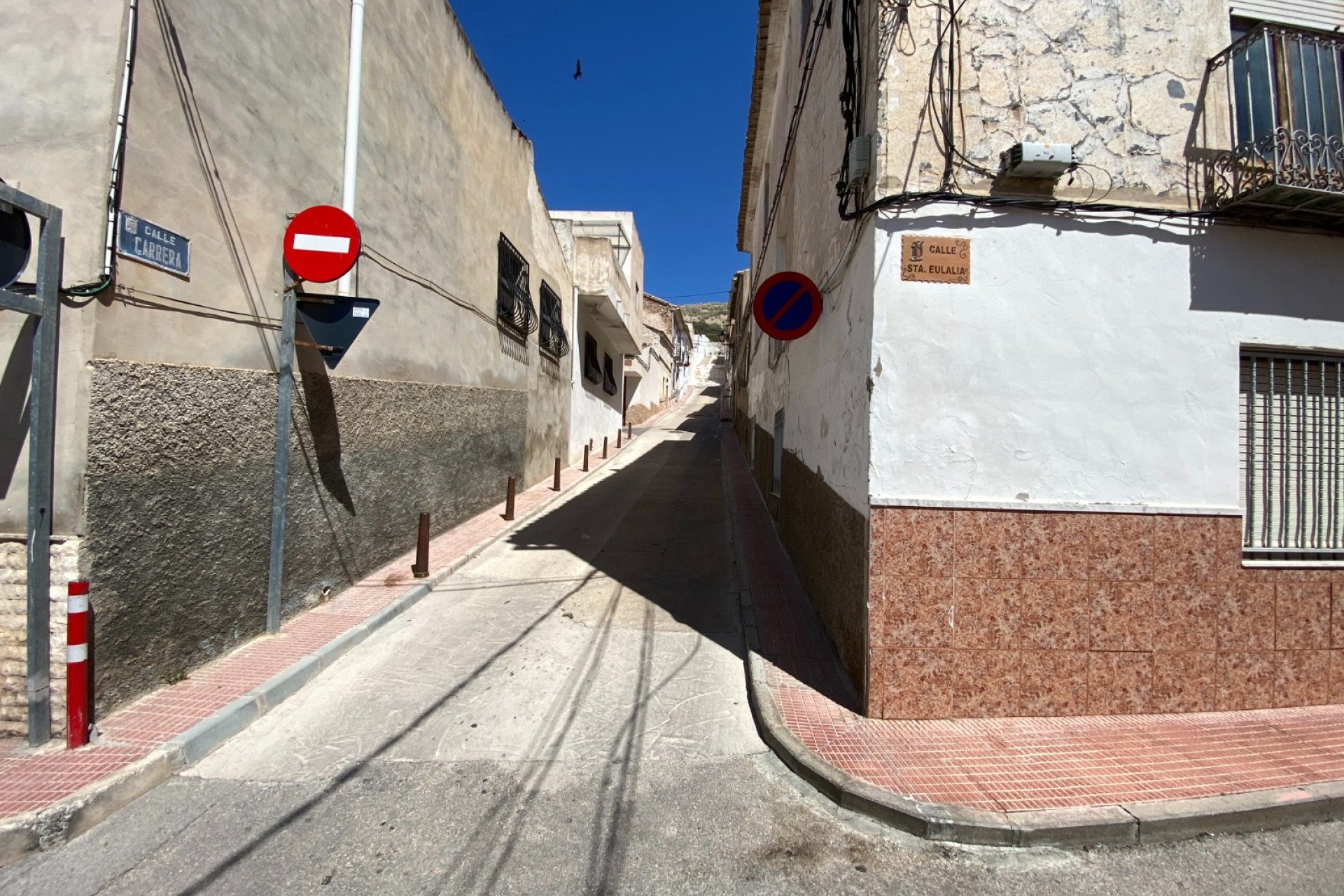 Resale - Townhouse / Duplex / Corner - Sax