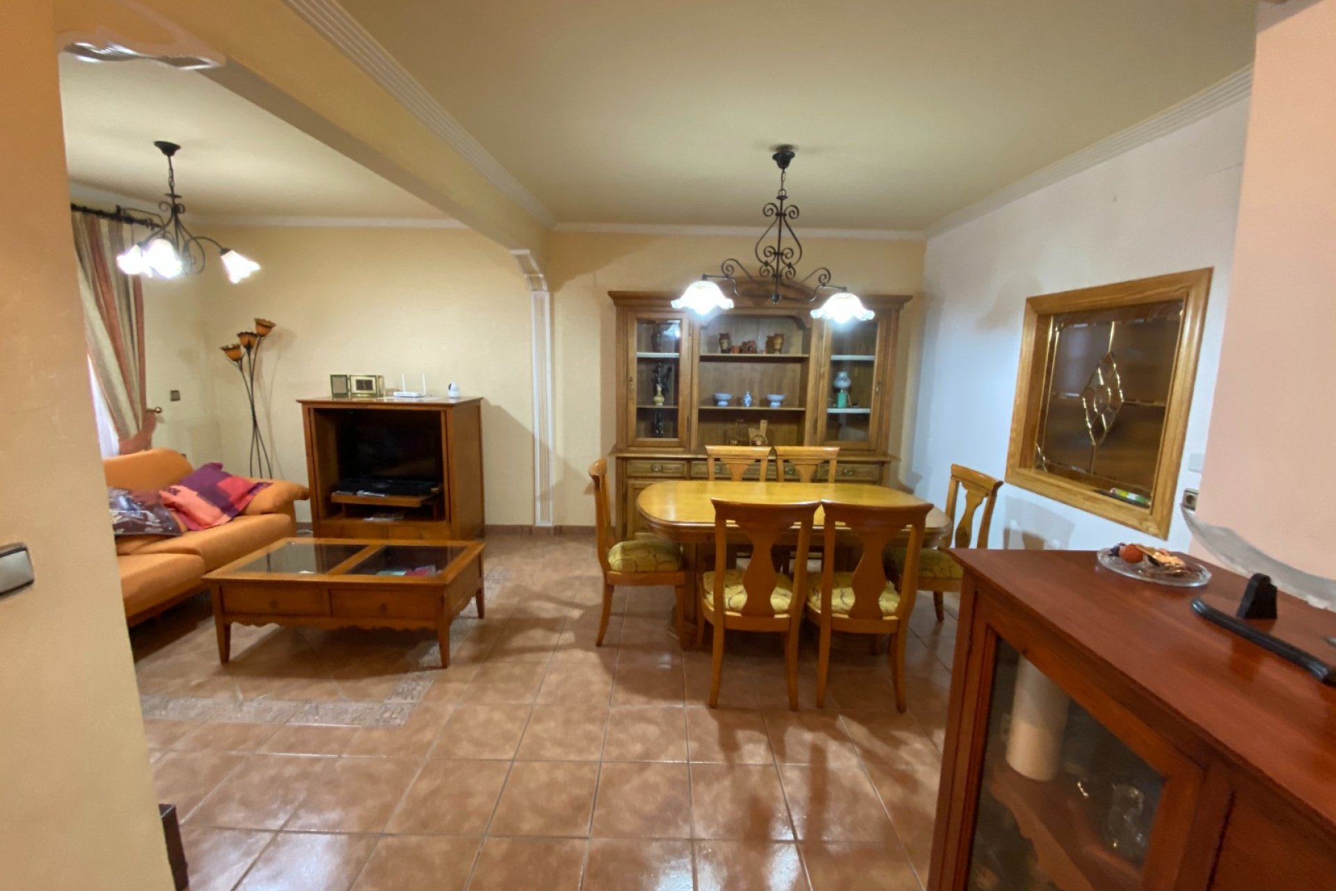 Resale - Townhouse / Duplex / Corner - Sax