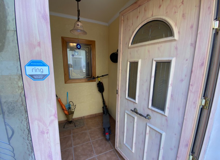 Resale - Townhouse / Duplex / Corner - Sax