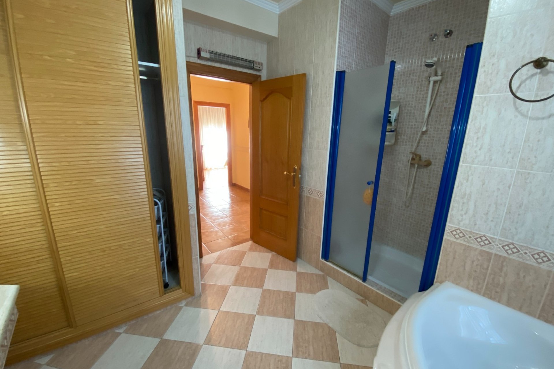 Resale - Townhouse / Duplex / Corner - Sax