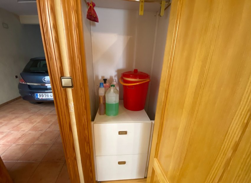 Resale - Townhouse / Duplex / Corner - Sax