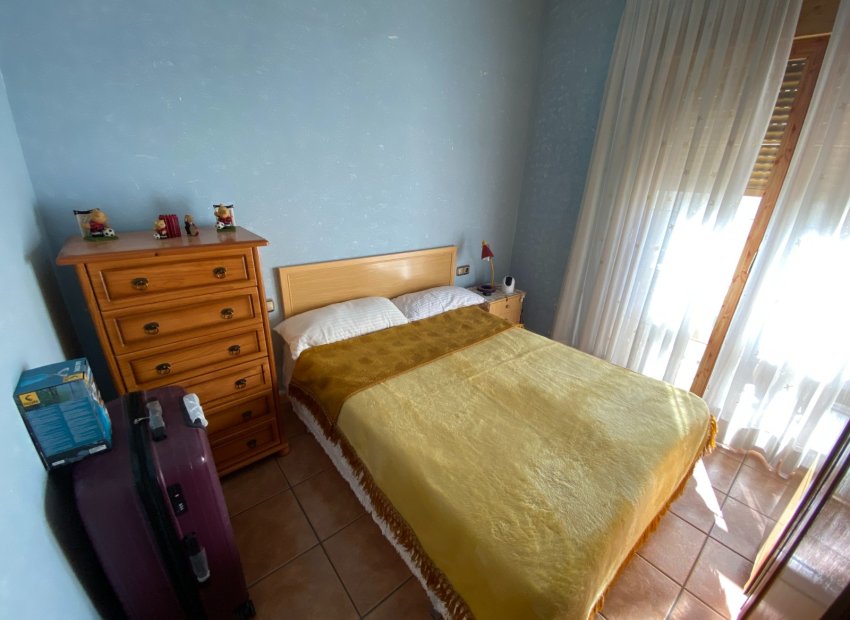 Resale - Townhouse / Duplex / Corner - Sax