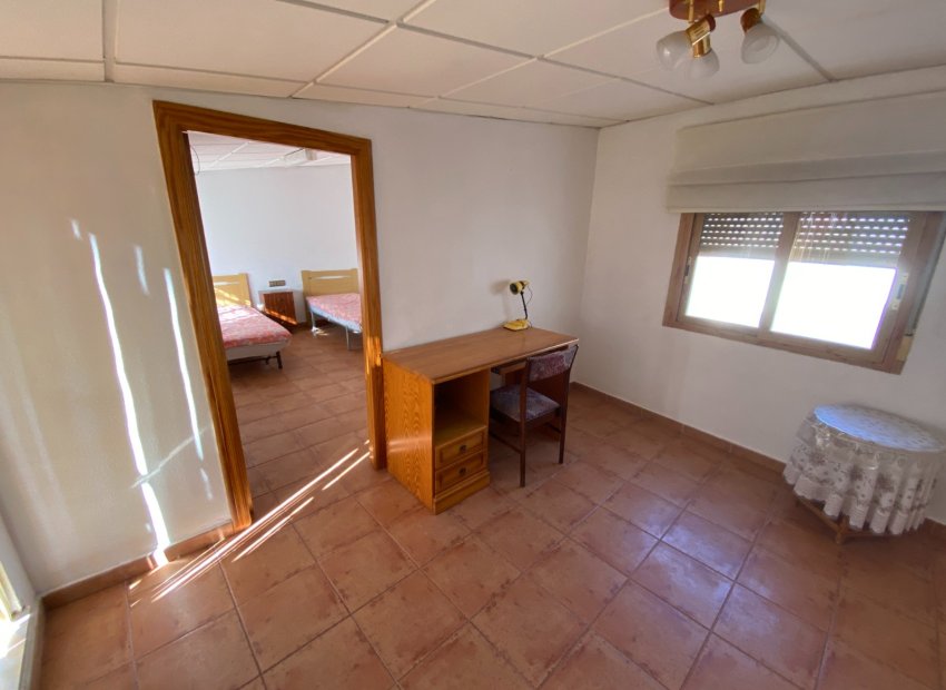 Resale - Townhouse / Duplex / Corner - Sax