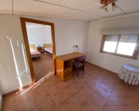 Resale - Townhouse / Duplex / Corner - Sax