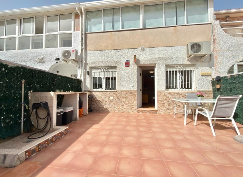Resale - Townhouse / Duplex / Corner - Torrevieia - Aguas Nuevas - Torrelamata