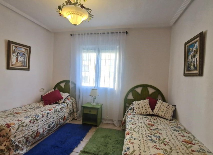 Resale - Townhouse / Duplex / Corner - Torrevieia - Aguas Nuevas