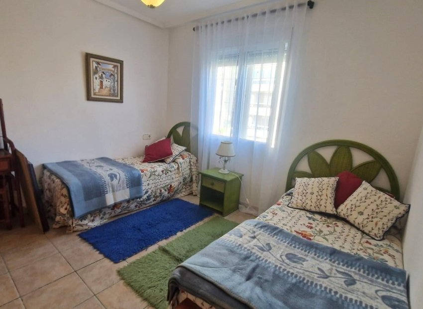 Resale - Townhouse / Duplex / Corner - Torrevieia - Aguas Nuevas