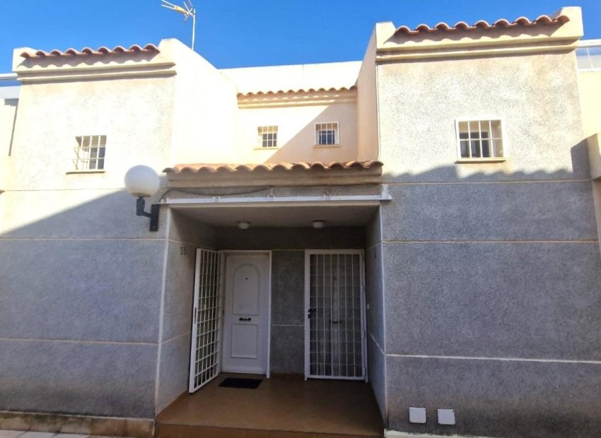 Resale - Townhouse / Duplex / Corner - Torrevieia - Aguas Nuevas