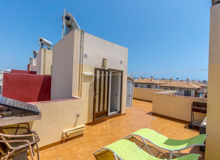 Resale - Townhouse / Duplex / Corner - Torrevieia - Aguas Nuevas