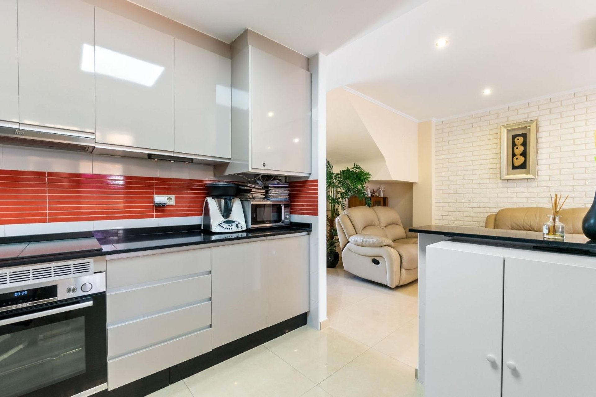 Resale - Townhouse / Duplex / Corner - Torrevieia - Aguas Nuevas