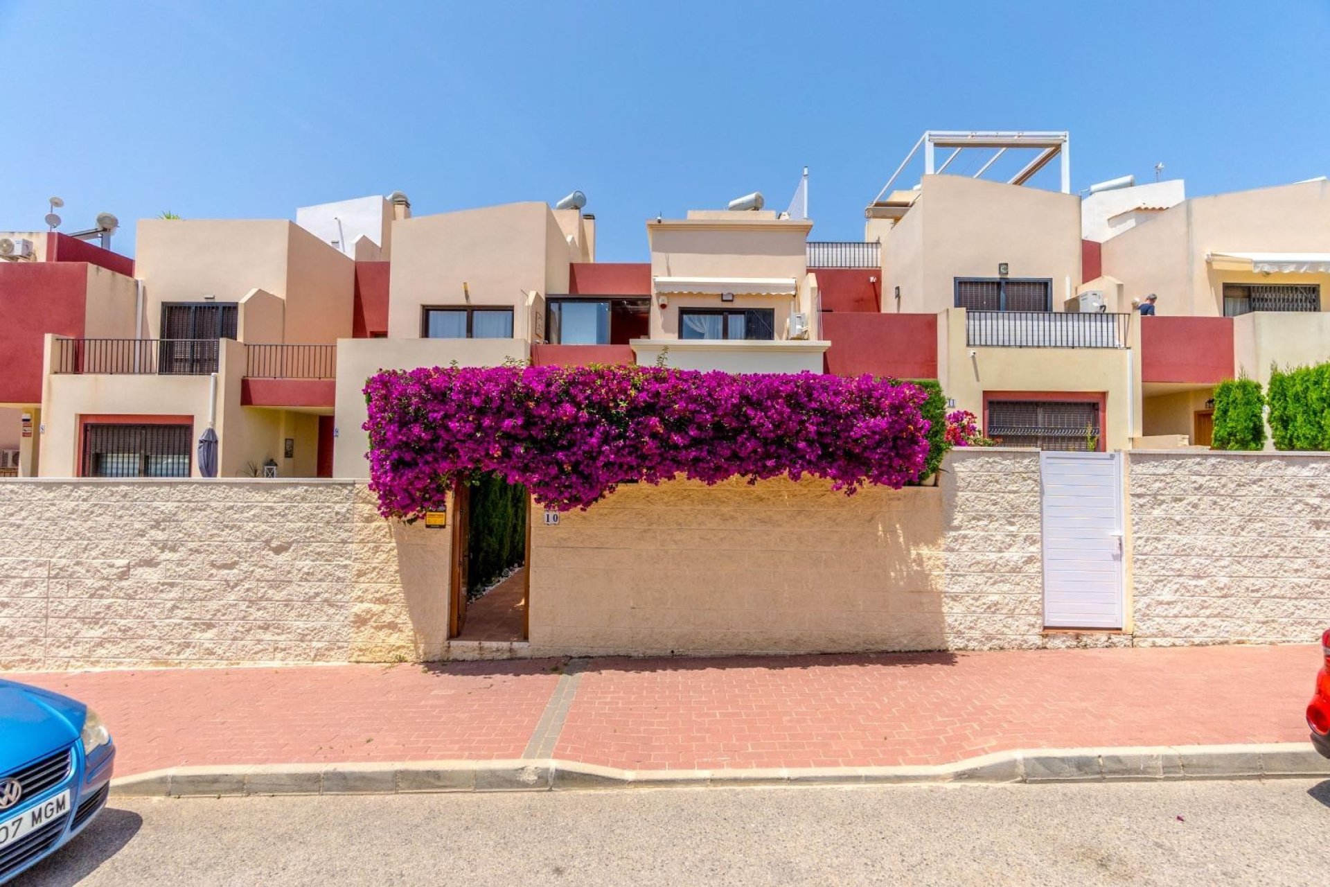 Resale - Townhouse / Duplex / Corner - Torrevieia - Aguas Nuevas
