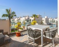 Resale - Townhouse / Duplex / Corner - Torrevieia - Aguas Nuevas