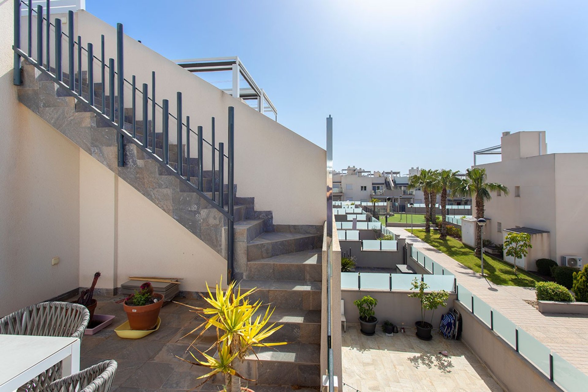Resale - Townhouse / Duplex / Corner - Torrevieia - Aguas Nuevas