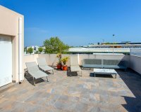 Resale - Townhouse / Duplex / Corner - Torrevieia - Aguas Nuevas