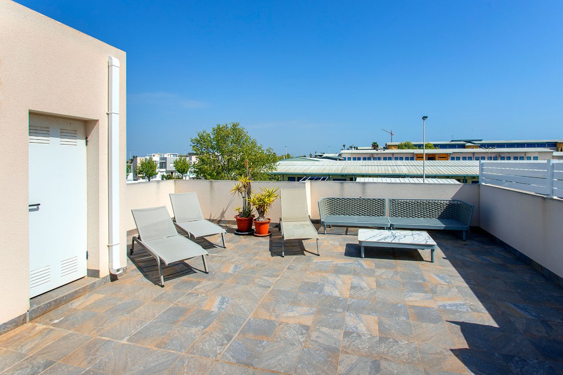 Resale - Townhouse / Duplex / Corner - Torrevieia - Aguas Nuevas