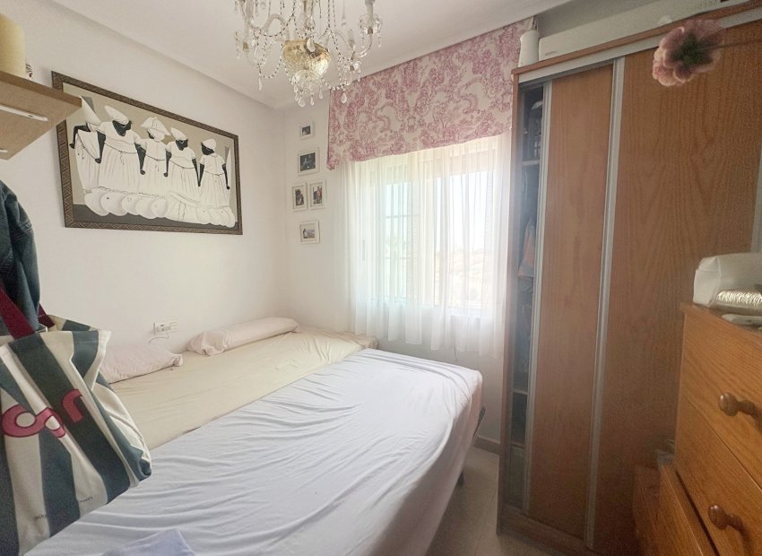 Resale - Townhouse / Duplex / Corner - Torrevieia - Aguas Nuevas