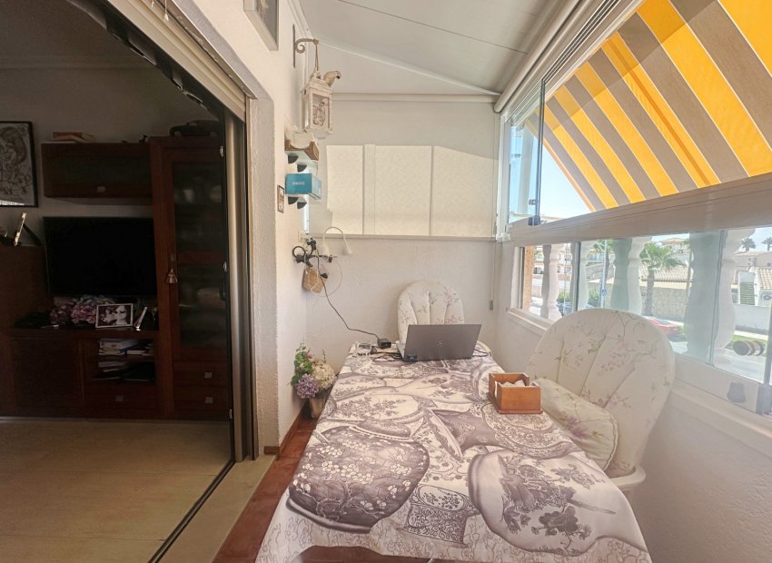 Resale - Townhouse / Duplex / Corner - Torrevieia - Aguas Nuevas