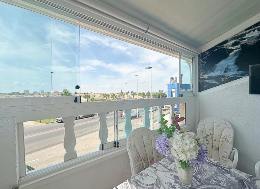 Resale - Townhouse / Duplex / Corner - Torrevieia - Aguas Nuevas