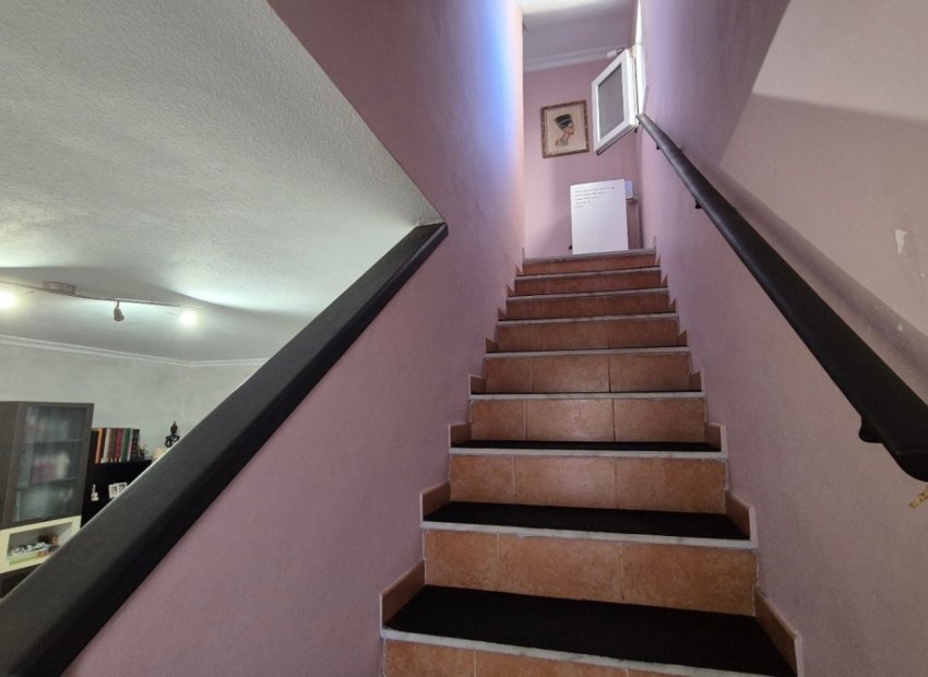 Resale - Townhouse / Duplex / Corner - Torrevieia - Costa Blanca