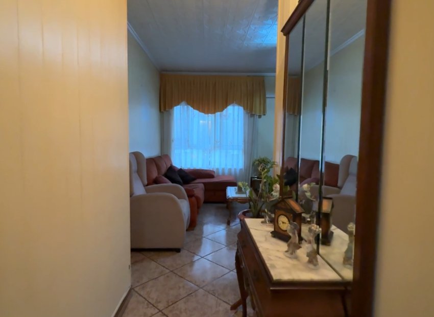 Resale - Townhouse / Duplex / Corner - Torrevieia - Costa Blanca