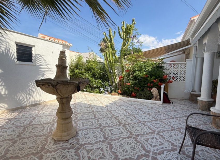 Resale - Townhouse / Duplex / Corner - Torrevieia - Costa Blanca