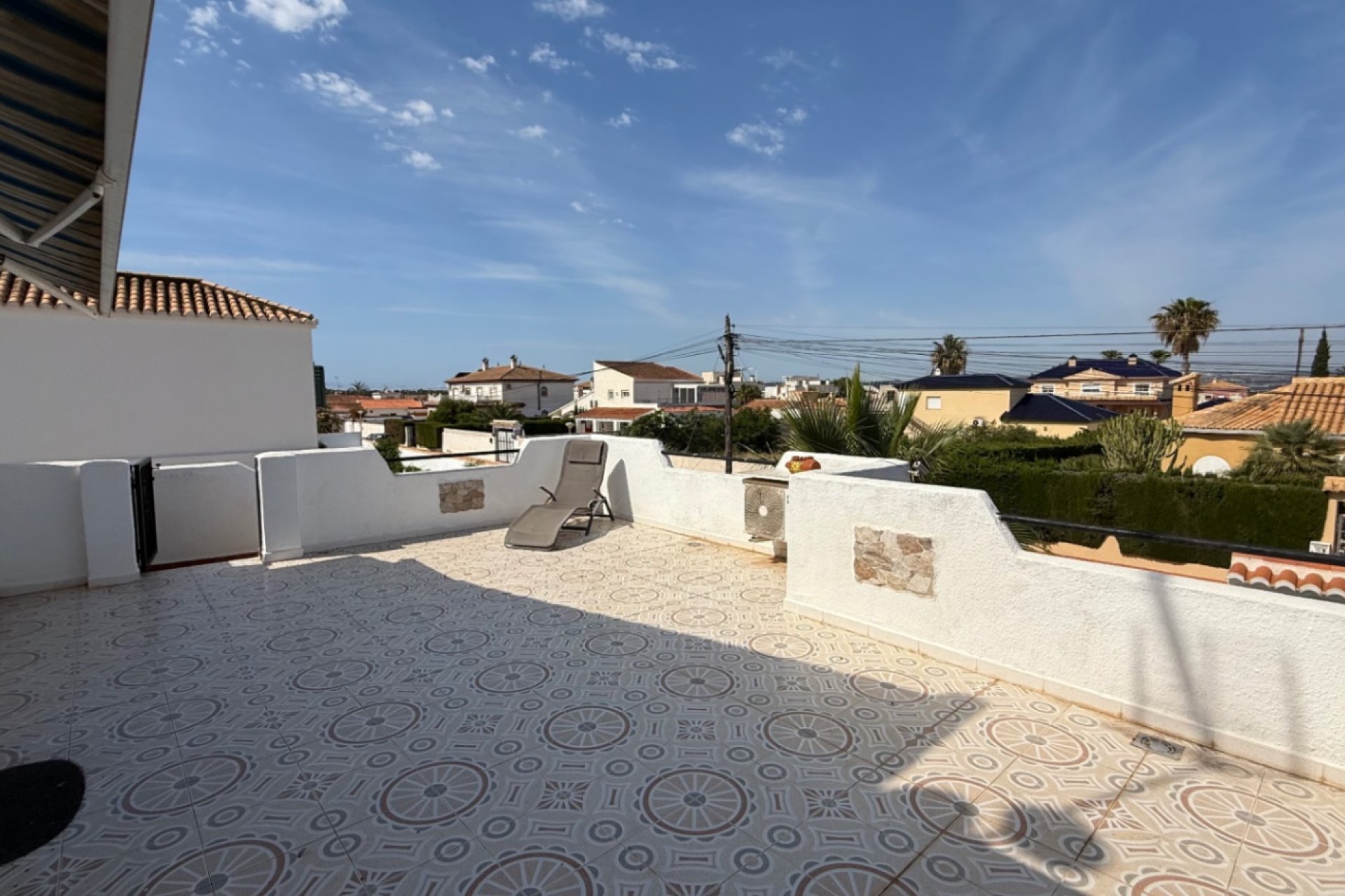 Resale - Townhouse / Duplex / Corner - Torrevieia - Costa Blanca