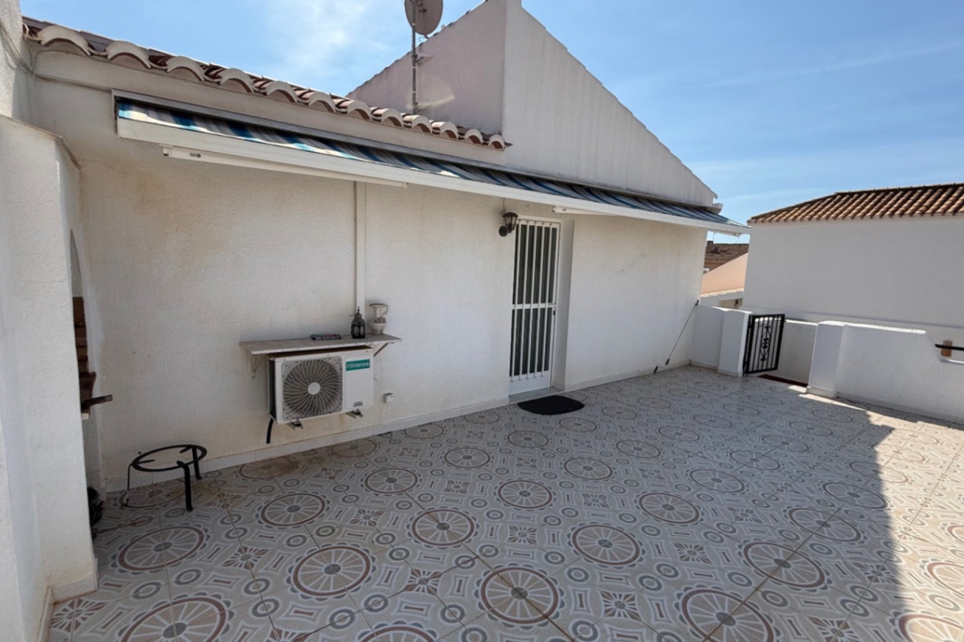 Resale - Townhouse / Duplex / Corner - Torrevieia - Costa Blanca
