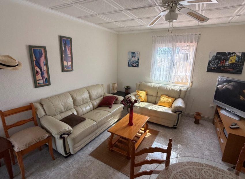 Resale - Townhouse / Duplex / Corner - Torrevieia - Costa Blanca