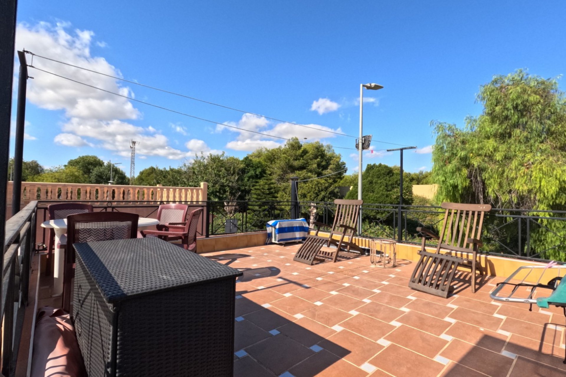 Resale - Townhouse / Duplex / Corner - Torrevieia - El Acequión - Los Náufragos