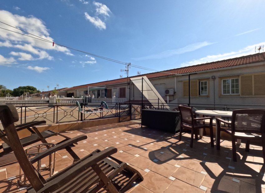Resale - Townhouse / Duplex / Corner - Torrevieia - El Acequión - Los Náufragos