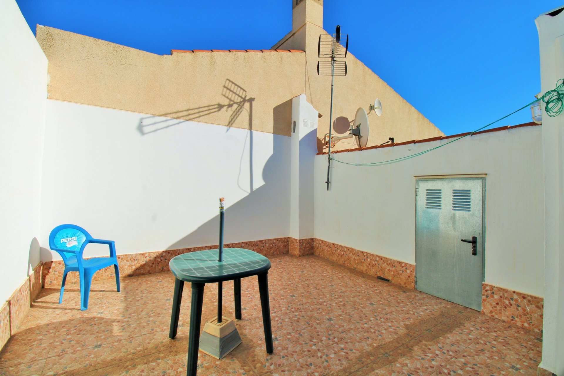 Resale - Townhouse / Duplex / Corner - Torrevieia - El Chaparral