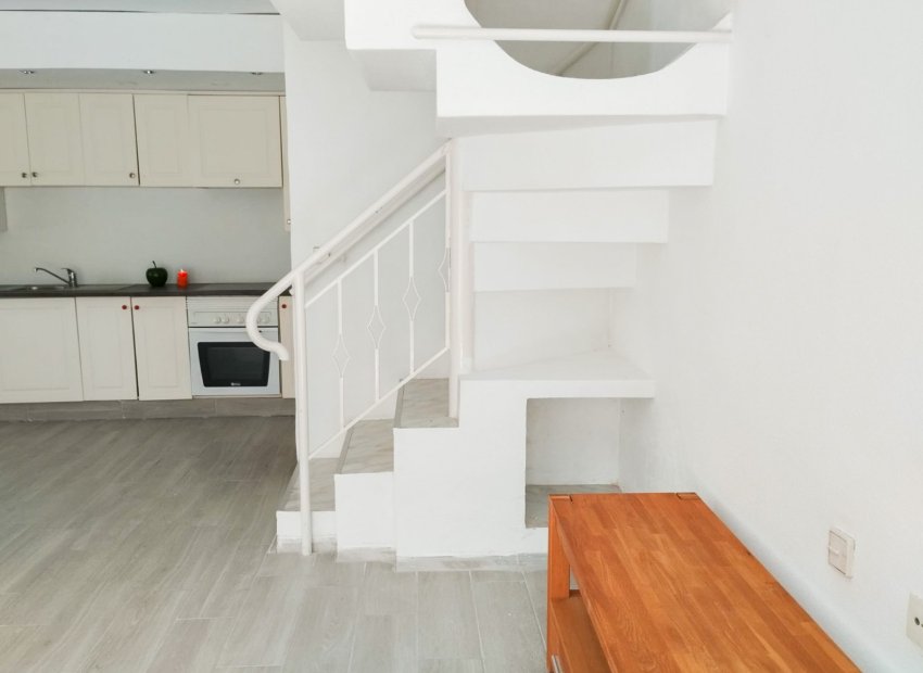 Resale - Townhouse / Duplex / Corner - Torrevieia - La Siesta