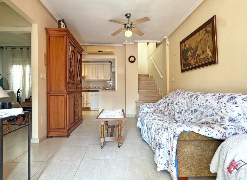 Resale - Townhouse / Duplex / Corner - Torrevieia - La Siesta