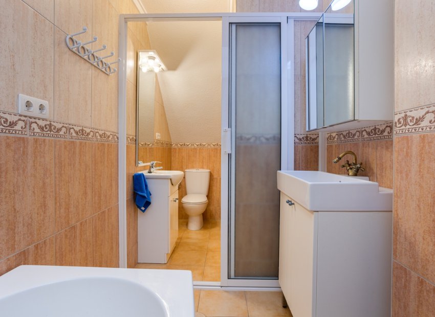 Resale - Townhouse / Duplex / Corner - Torrevieia - La Siesta