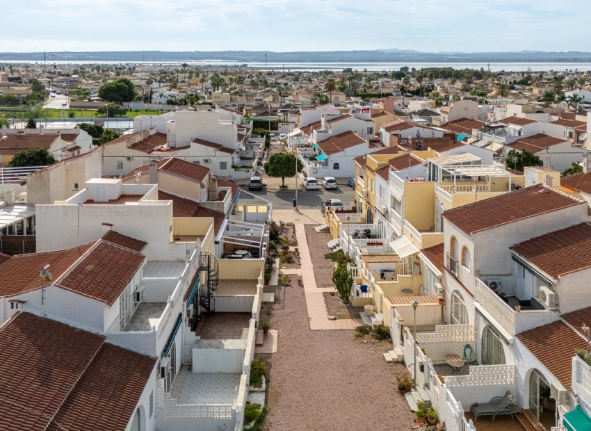 Resale - Townhouse / Duplex / Corner - Torrevieia - La Siesta