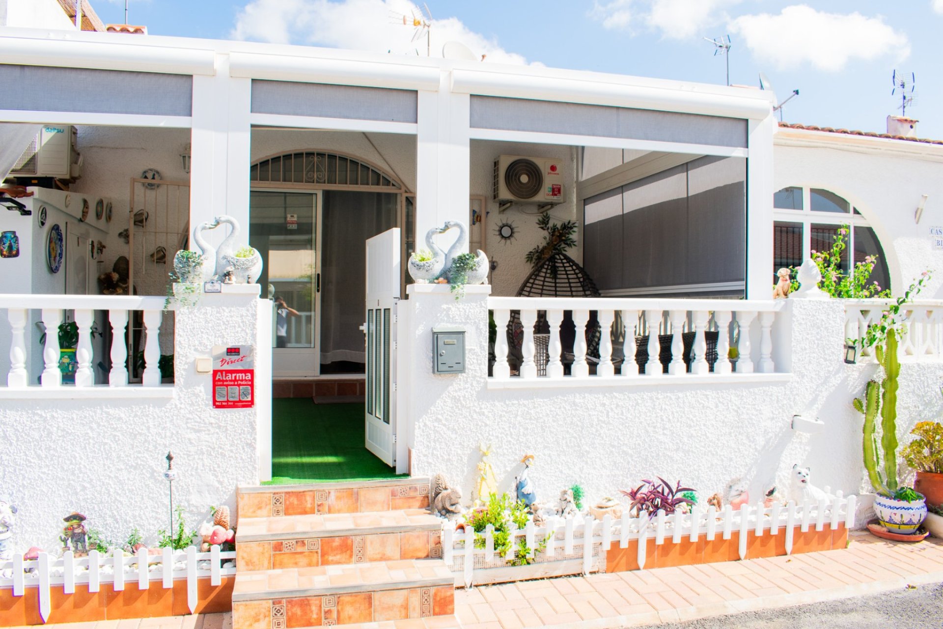 Resale - Townhouse / Duplex / Corner - Torrevieia - La Siesta