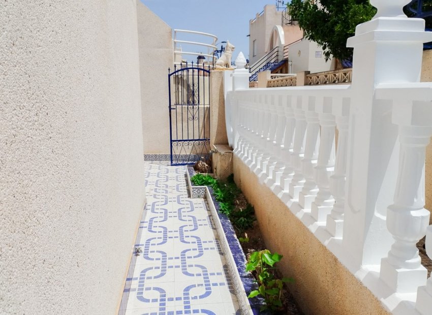 Resale - Townhouse / Duplex / Corner - Torrevieia - La Siesta