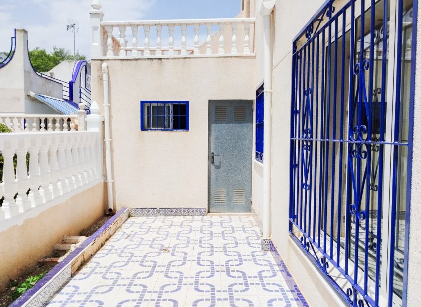 Resale - Townhouse / Duplex / Corner - Torrevieia - La Siesta